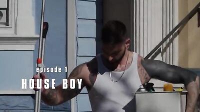 Tattooed stud gets ass-fucked by a big dick, pays rent with his hole