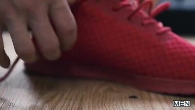 The Vibrating Plug that Shook the Gyms Muscle Room!