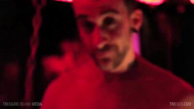 Daddys Big Bareback Butt Fuck in a London Sex Club