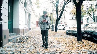 Hot Gay Men on the Hunt for Action, Seek Real-Life Encounters in Online Chat