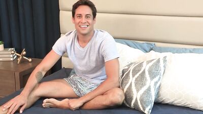 Titus Takes the Big One: A Straight Guys First Dildo Experience